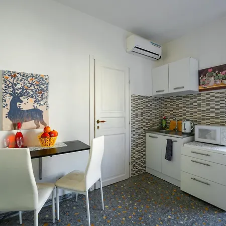 The Quiet Lightroom Trastevere Guest house